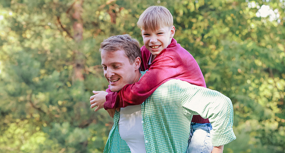 Фото Человеку нужен человек